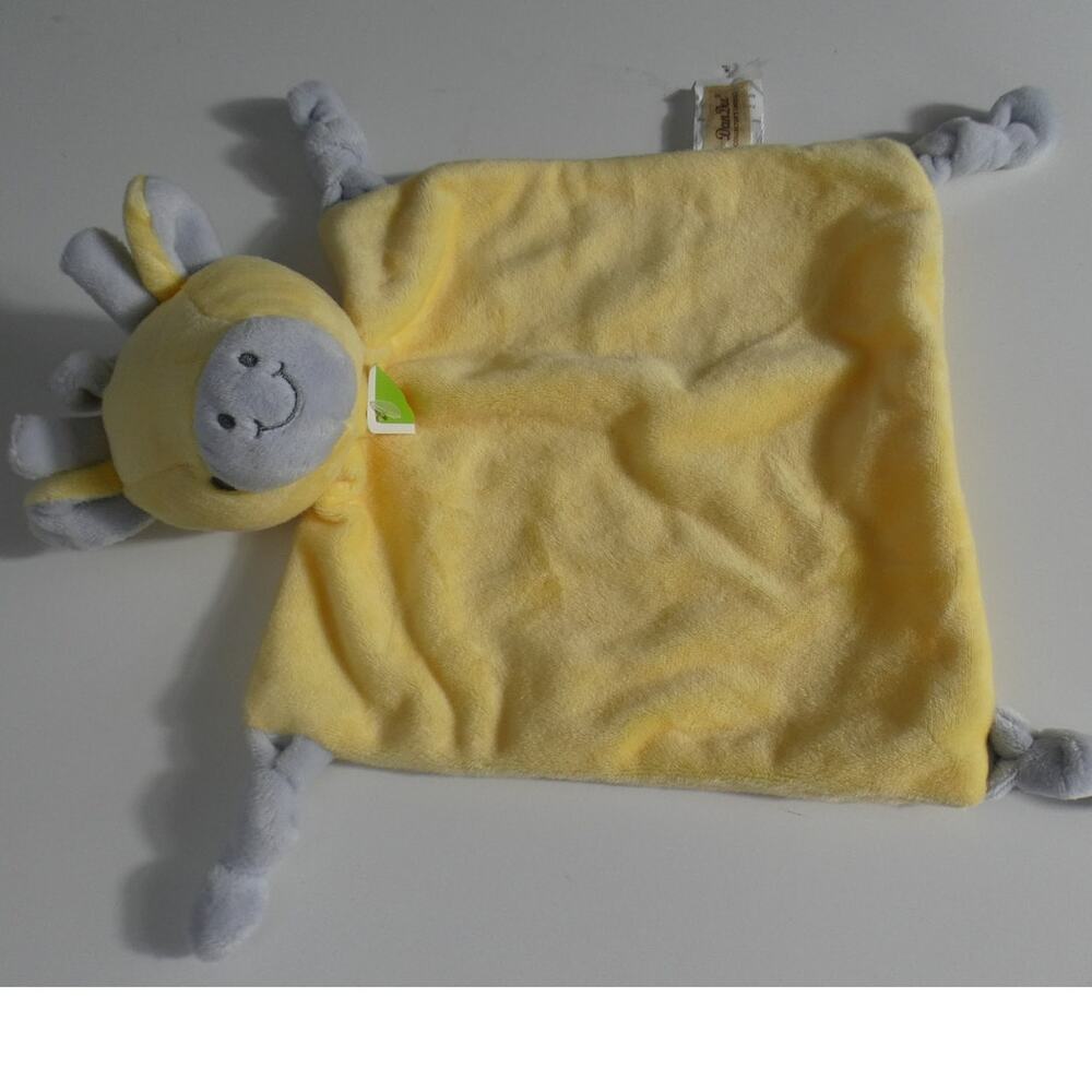 Dan Dee Giraffe Yellow Gray Knotted Ends Lovey Security Blanket Rattle New